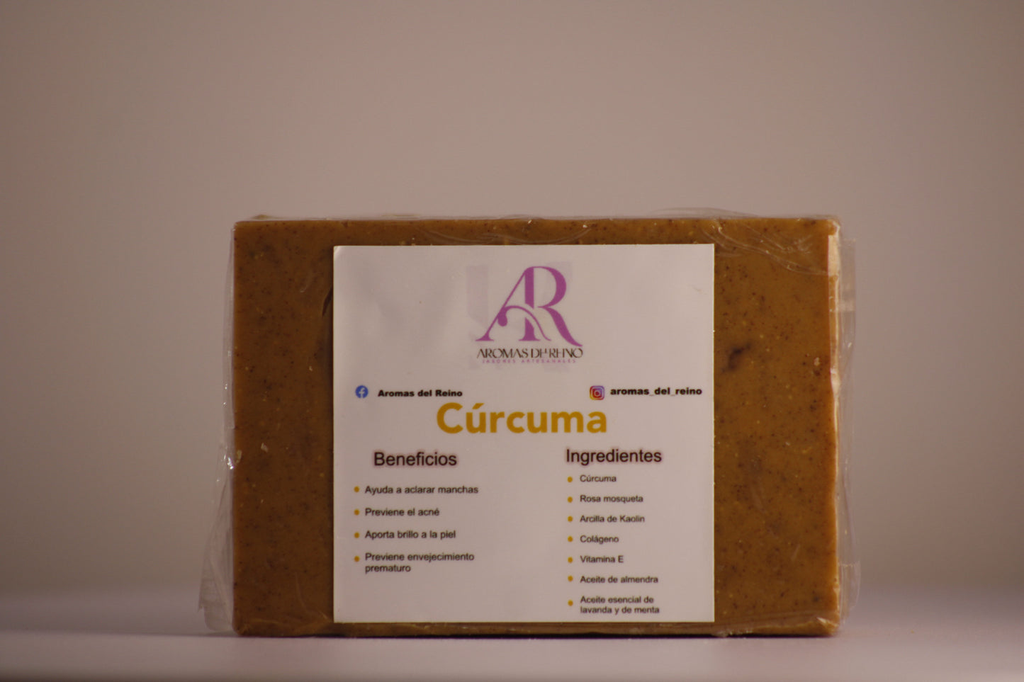 Jabón Artesanal de Cúrcuma